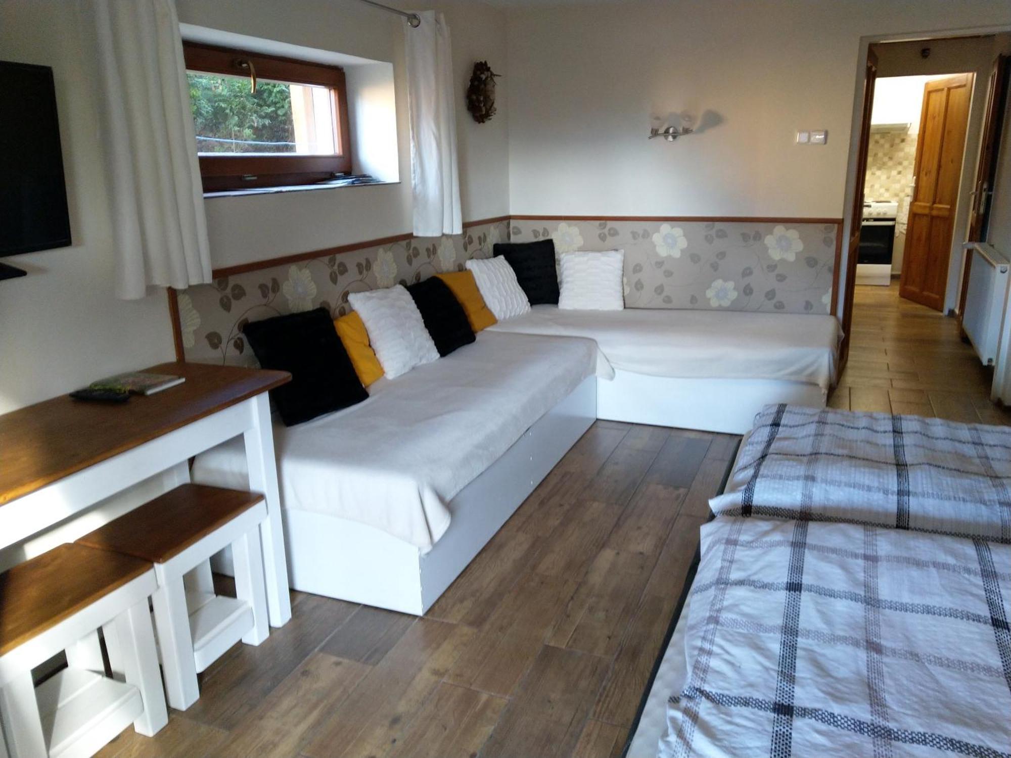 Apartmany Sharka -Sarka Justrova เดชชิน ภายนอก รูปภาพ